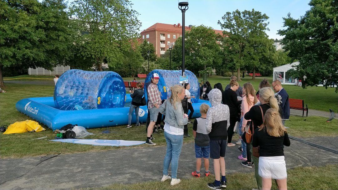 Waterzorb aktivitetshyra vattenrullar uddevalla - AktivitetsHyra